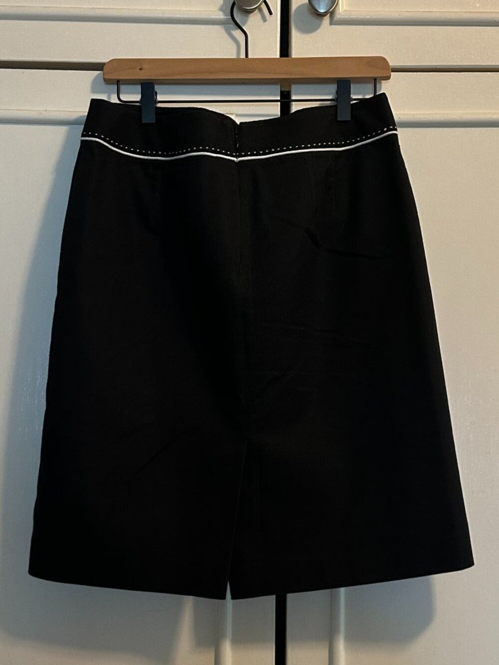 Ann Taylor Pencil Skirt - Picture 3 of 3
